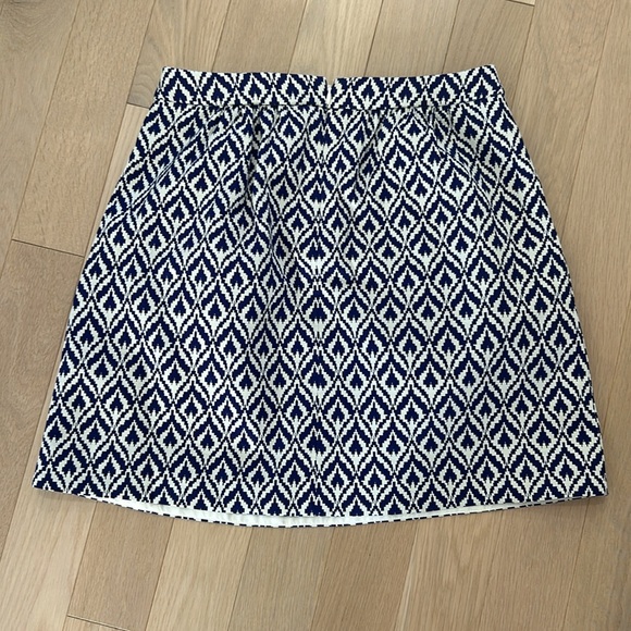 J Crew skirt with pockets. Size 2. Good condition - Picture 4 of 8